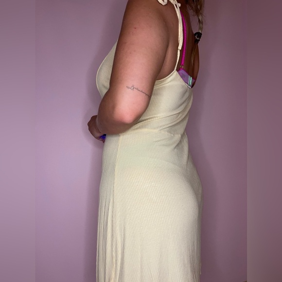 Yellow button down sundress - Picture 2 of 6